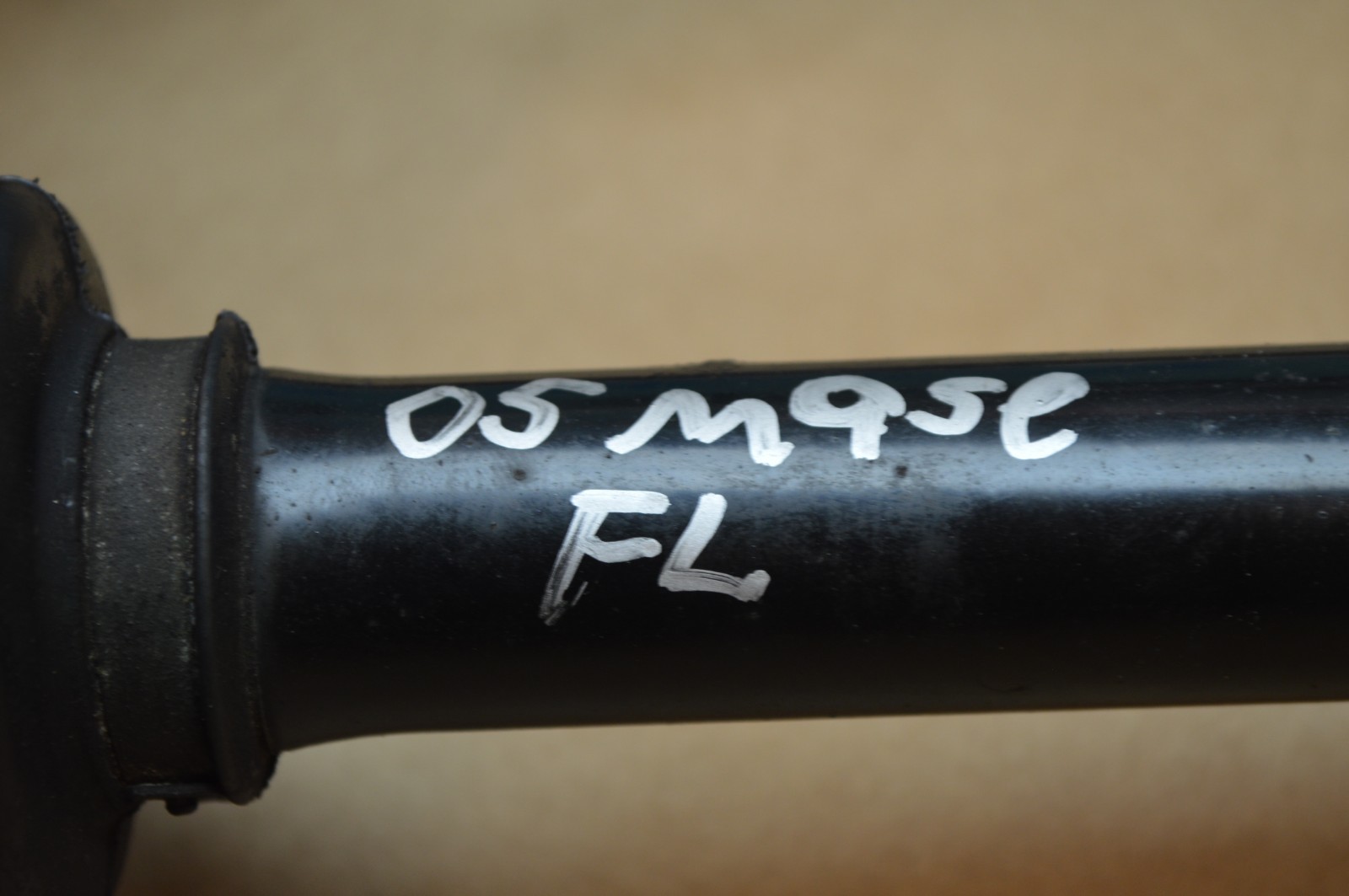 02-06 M138 MASERATI COUPE / SPYDER REAR RIGHT AND LEFT AXLE SHAFT CV JOINT PAIR
