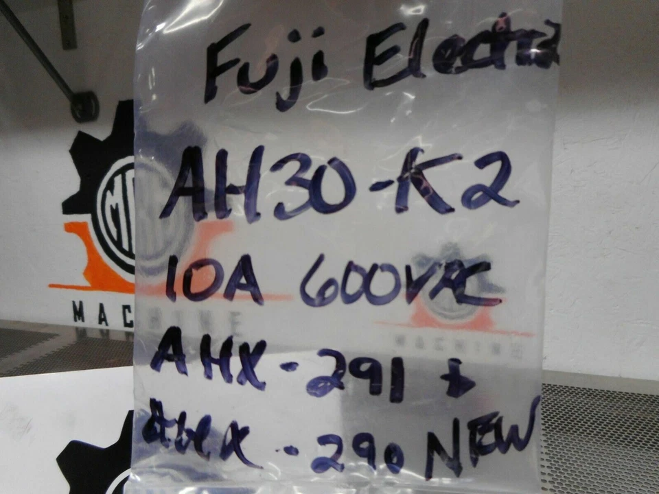 Interruptor de llave eléctrico Fuji AH30-K2 10A 600VAC AHX-291 y AHX-290 nuevo stock antiguo Foto 2 de 4
