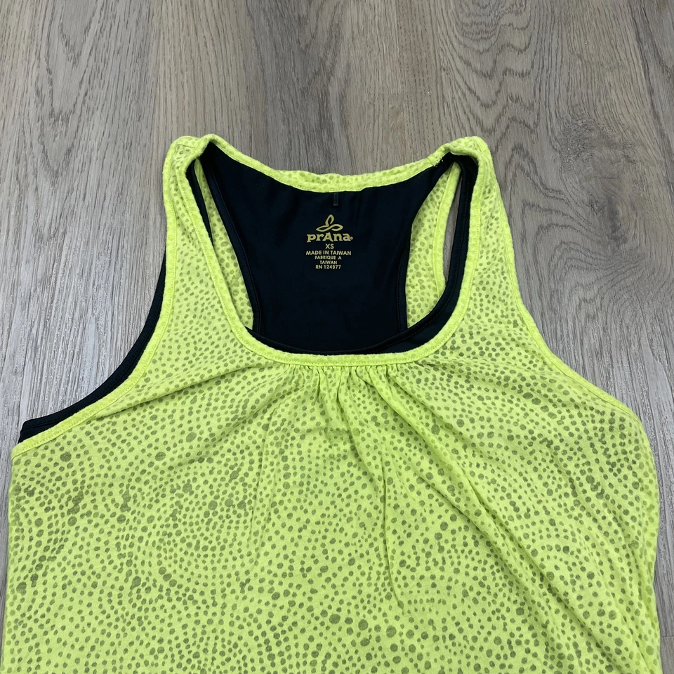 Camiseta sin mangas Prana para mujer XS amarilla verde espalda deportiva sujetador incorporado ropa deportiva gimnasio Foto 2 de 4