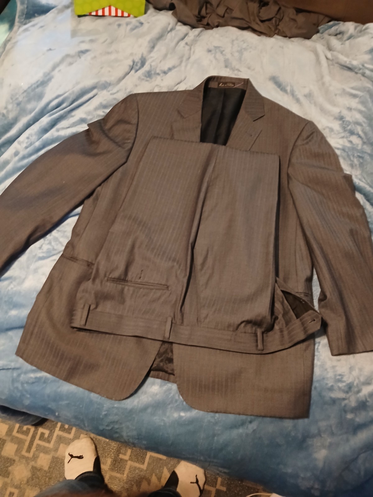 Evan-Picone Men’s 2-Piece Suit - Gray Pinstripe rayon