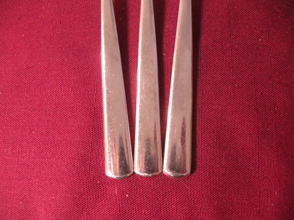 Set Of 3 Dinner Forks MANAOS BISTRO WMF Cromargan stainless flatware 7 7/8" - Image 3 of 4