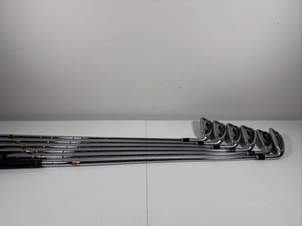 CLEVELAND CG4 IRONS SET 4-8, PW STIFF FLEX STEEL SHAFT RIGHT HANDED GOLF CLUBS - Image 2 of 4