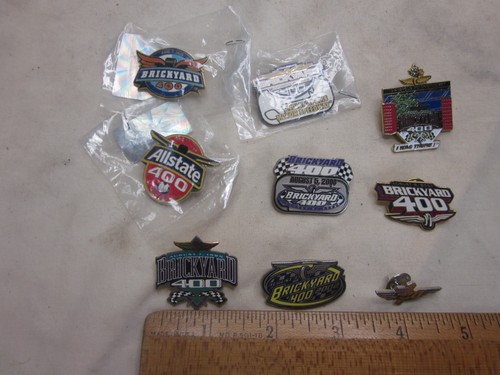 Lotto 9 spille da bavero BRICKYARD 400 Indianapolis Motor Speedway IMS Indy 500 - Foto 10 di 10
