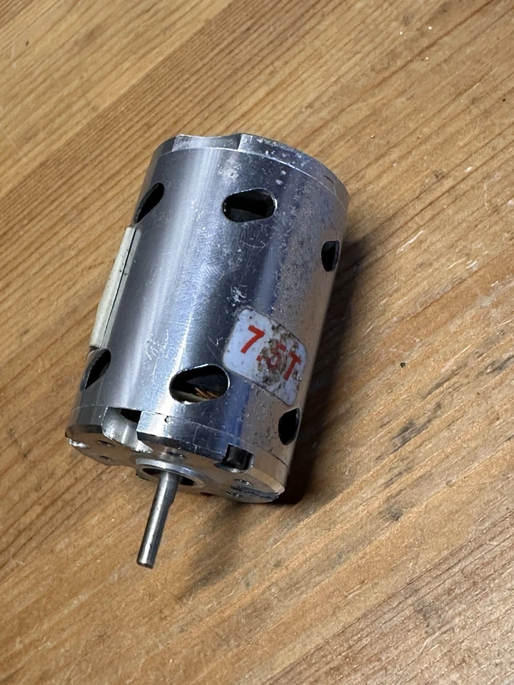 TESTED: Vintage Epic Platinum 7.5 Brushless Motor Sensored 540 - Image 3 of 4