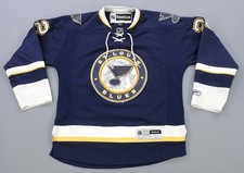 Rare Vintage REEBOK Brad Boyes St. Louis Blues Team Autographed Jersey Oshie S