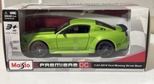 2014 Ford Mustang Stree Racer 1/24 Green Maisto Diecast