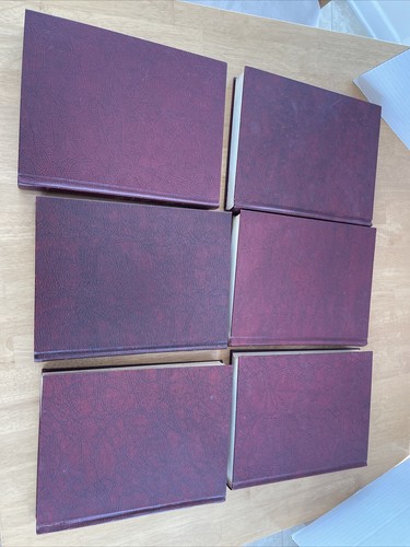 Lot 10 Encyclopedia Britannica Book of the Year 1961-1970 Moonwalk JFK Gold - Picture 10 of 17
