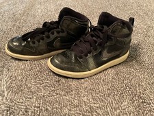 Nike Air Jordan Retro 1 High BP Youth Shoes Size 1 Y Glossy Black 705303-017