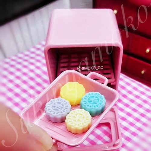 1:6-1:12 Scale Dollhouse Miniature Metal Mini Baking Microwave Oven - Pink - Picture 5 of 5