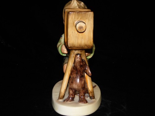 goebel hummel figurine # 178 THE PHOTOGRAPHER large 5.25" TMK 2 (R) Full Bee - Picture 2 of 7