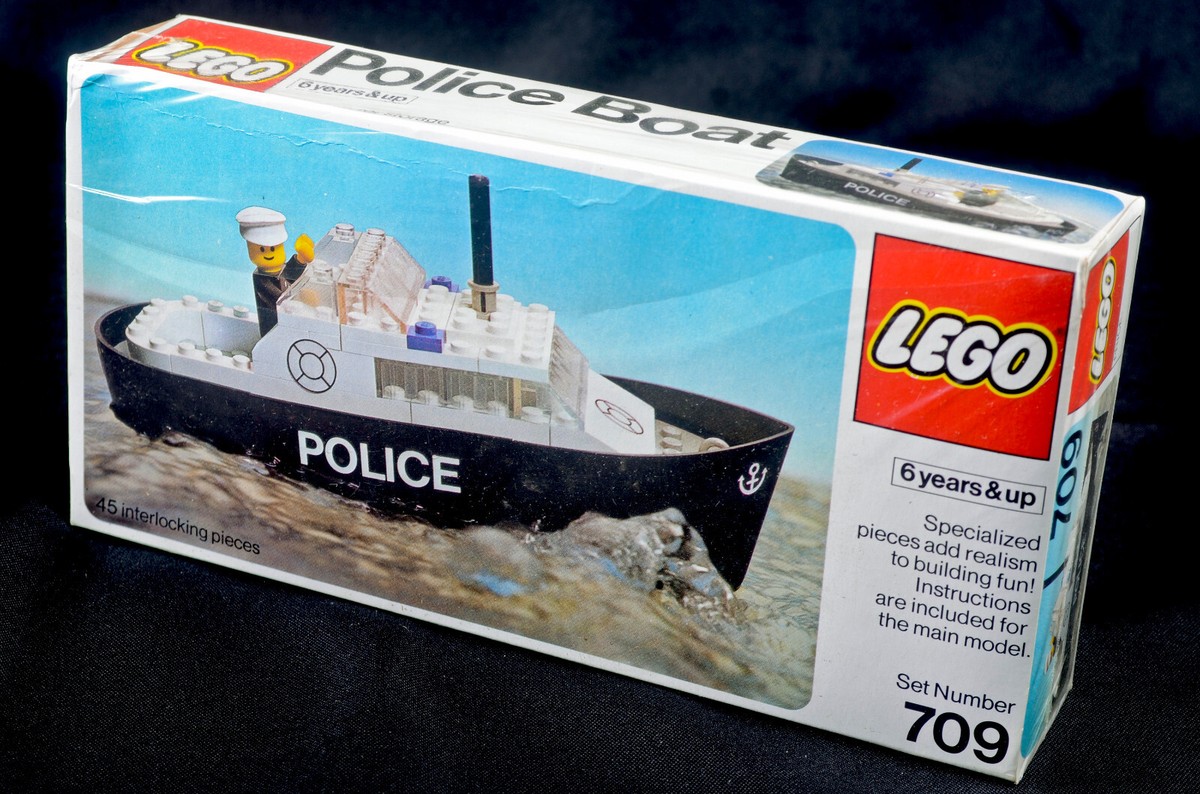 Rare SEALED BOX Vintage 1977 LEGO 709 Police Boat. New-old-stock