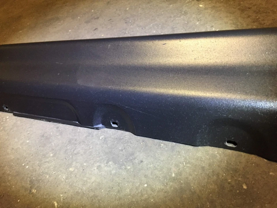 00-06 宝马 X5 E53 裙子摇杆面板成型右乘客侧 8408706 原始设备制造商 — 第 3/4 张图片