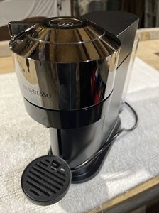 Nespresso Vertuo Next Kaffeekapselmaschine - schwarz