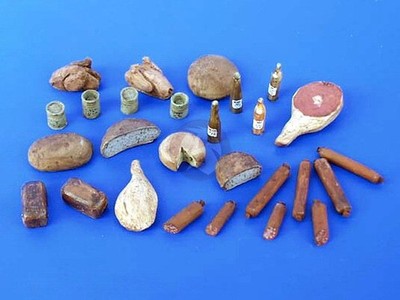 Plus Model 1/35 ''Meal Set'' Various Foods w/Canned Foods & Bottles [Diorama] 075
