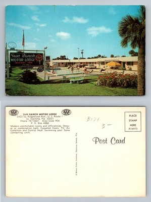 Daytona Beach, FL-Florida, Sun Ranch Motor Lodge & Pool View Vintage Postcard