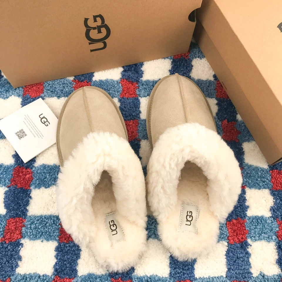 UGG женщин Scuffette ll замши овчины тонкая подошва тапочки в песок размер 6-11 новый - Изображение 3 из 4