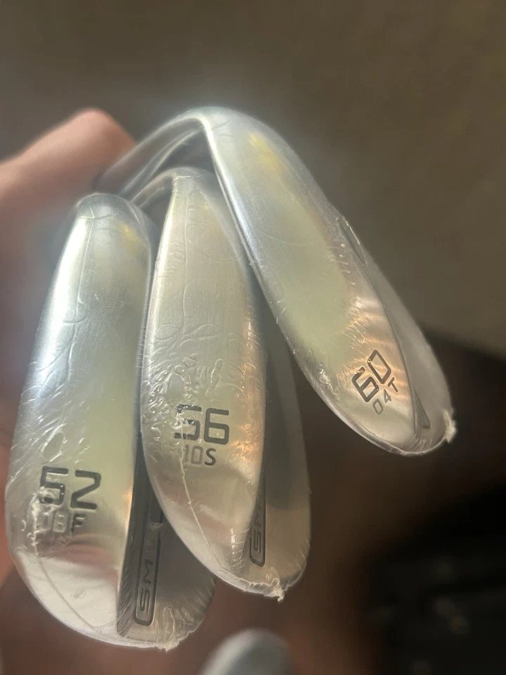 Хромированный ведж Titleist Vokey SM10 Tour 52,08*56,10*60,10* - гибкий ведж BV - Изображение 4 из 4