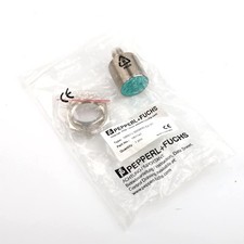 Pepperl + Fuchs inductive sensor NBB15-30GM30-E2-V1 087747 original packaging