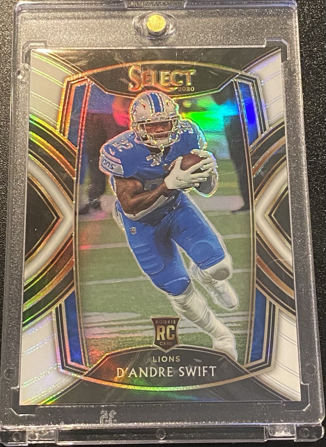 2020 SELECT PRIZM  D’ANDRE SWIFT  RC WHITE  CLUB LEVEL 18 /35 No. 251
