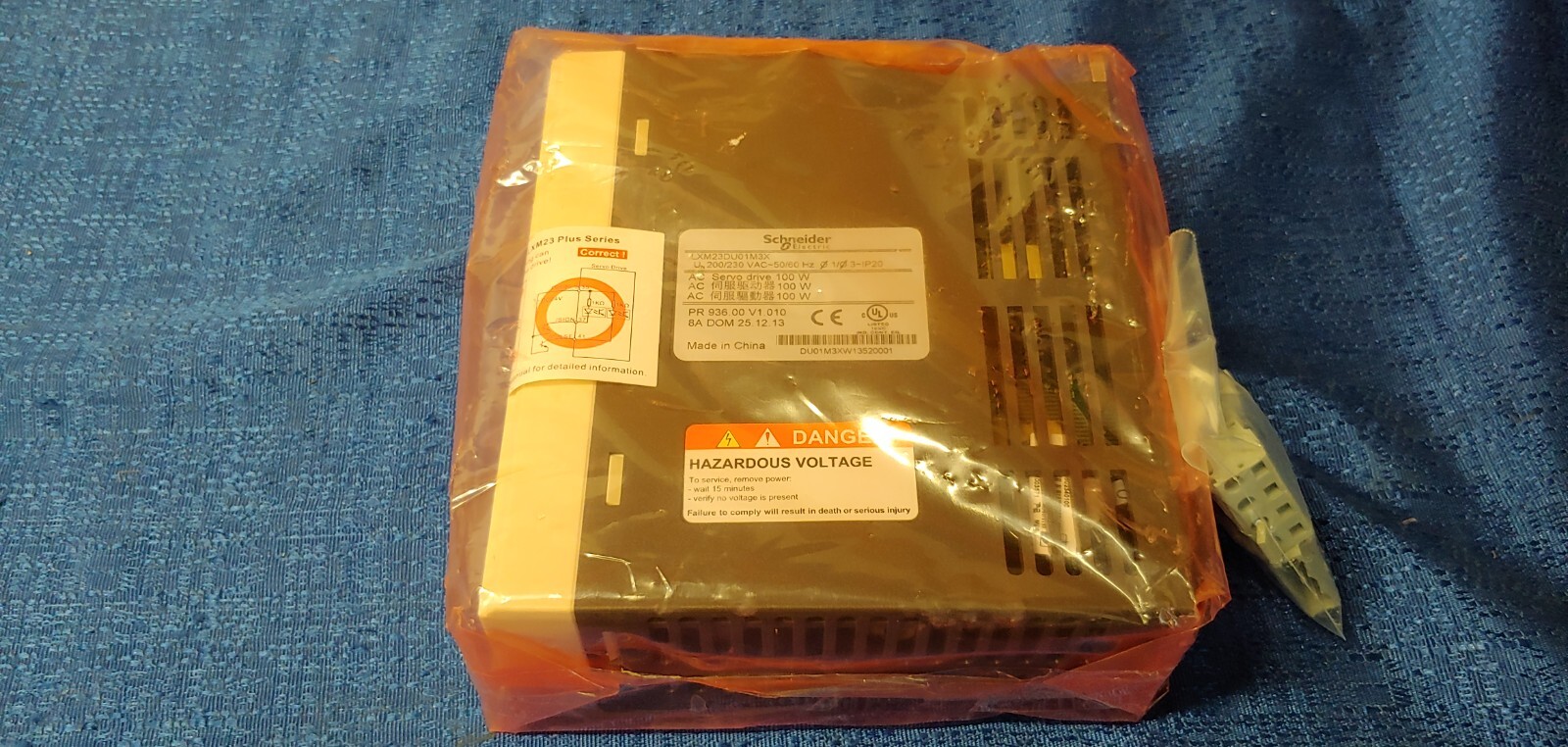Schneider LXM23DU01M3X Servo Drive w/ Terminal Blocks