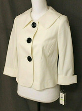 JOSEPHINE PETITE BLAZER JACKET SIZE 4P OFF WHITE LARGE BUTTON 3/4 SLEEVE NWT