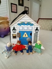 Melissa and Doug Wooden Doorbell House with 4 Keys And Sounds With All Figures 