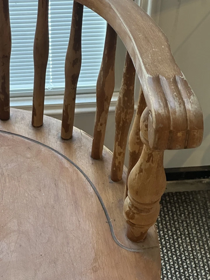 Silla trasera peine de capitán Windsor colonial de arce Nichols & Stone vintage Foto 2 de 4