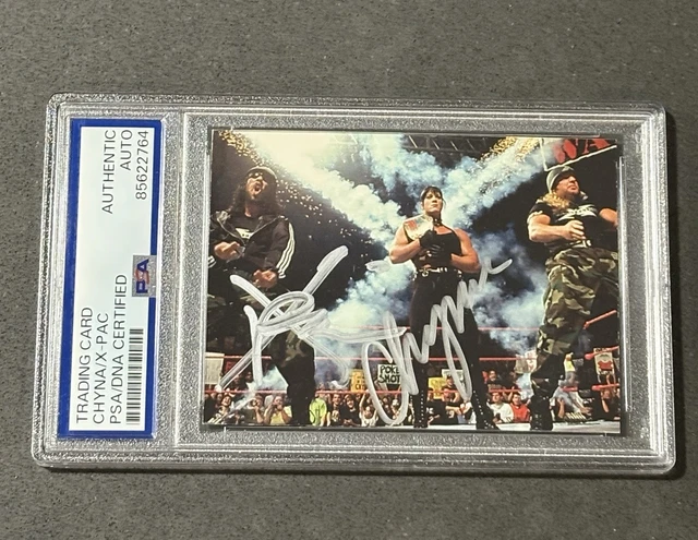 CHYNA & X-PAC 1998 COMIC BILDER WWF SUPERSTARZ DUAL SIGNED AUTO CARD PSA/DNA