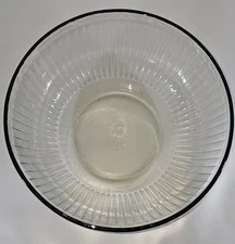 Pyrex 7404-S Clear Ribbed 4.5Q Mixing Bowl USA 4.5L No Lid.