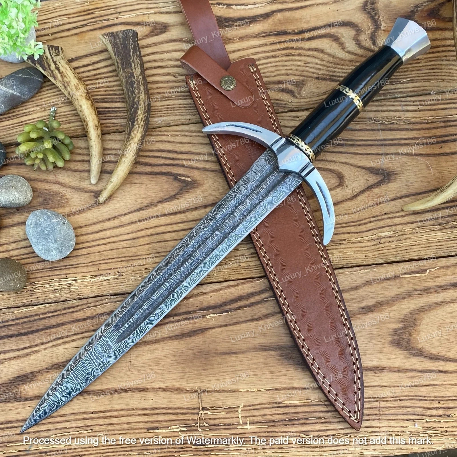 Handmade HAND FORGED Warrior Battle Ready Short Sword Damascus Steel Sword