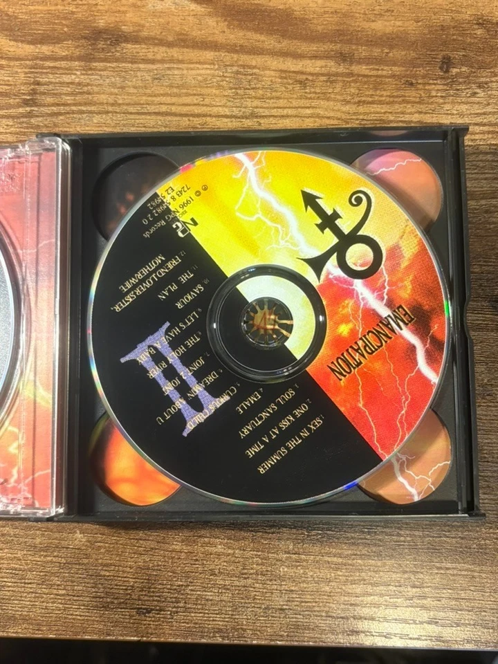 Emancipation/The Artist Formerly Known As Prince (CD, Nov-1996) 3-discs, NPG/EMI Foto 4 de 4