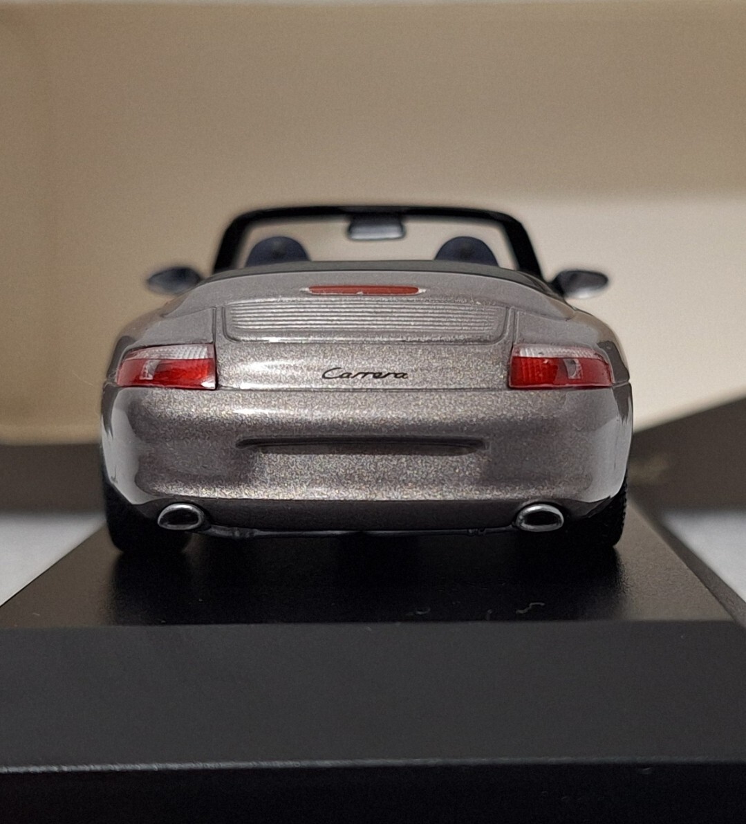Porsche 911 996 Carrera Cabriolet 2001 Silver 1:43 Minichamps WAP