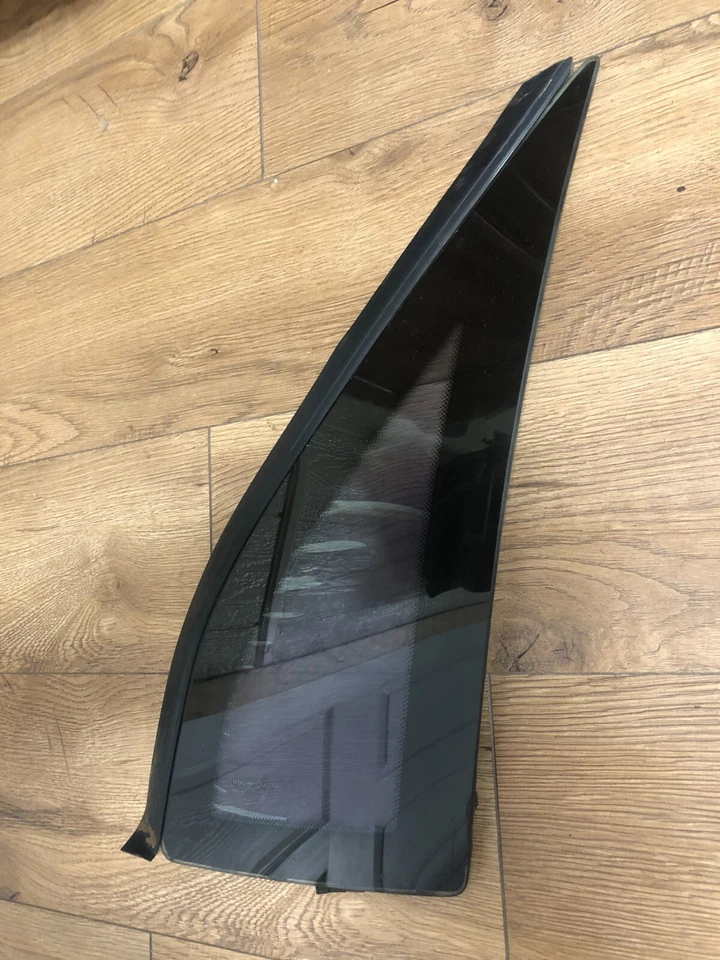 Cuarto de cristal trasero derecho Ford Tempo 4 puertas: 1988, 1989, 1990, 1991, 1992 - 1994 Foto 3 de 4