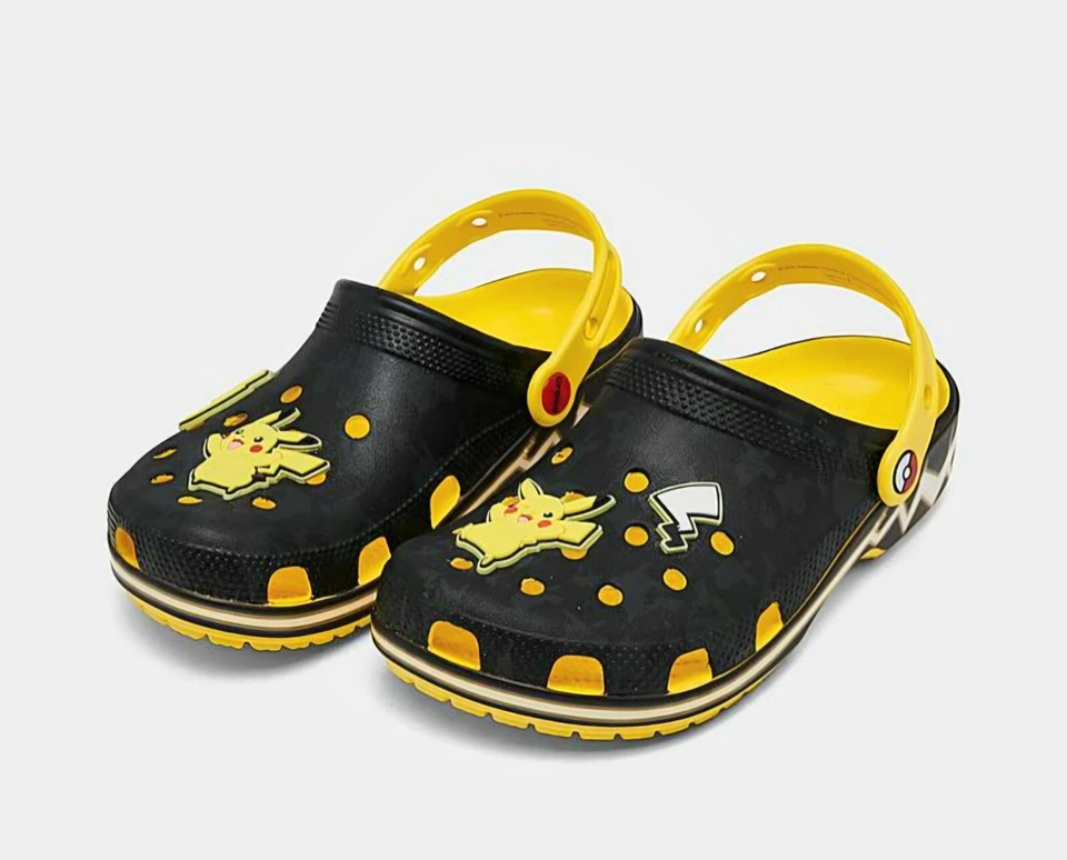 Zapatos Zueco Clásicos Crocs x Pokémon Pikachu para Niños - J4 J5 J6-W6 W7 W8 - ¡¡NUEVOS-FS!!!🛩 Foto 2 de 4