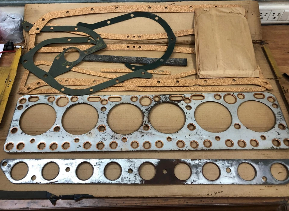 2 X HEAD GASKET SET FS1388 VICTOR FOR IHC INTERNATIONAL B3-B4-C35-K6-KS6-K7-KS7 - Image 3 of 4