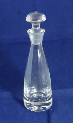 Schöne kleine Glasflasche
