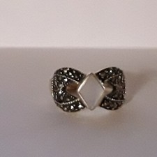 mother of pearl marcasite ring Sterling silver Size 7
