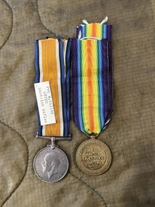 WW1 British Medal Grouping - 1914-1918 Medal / WWI Victory - Scottish Rifles