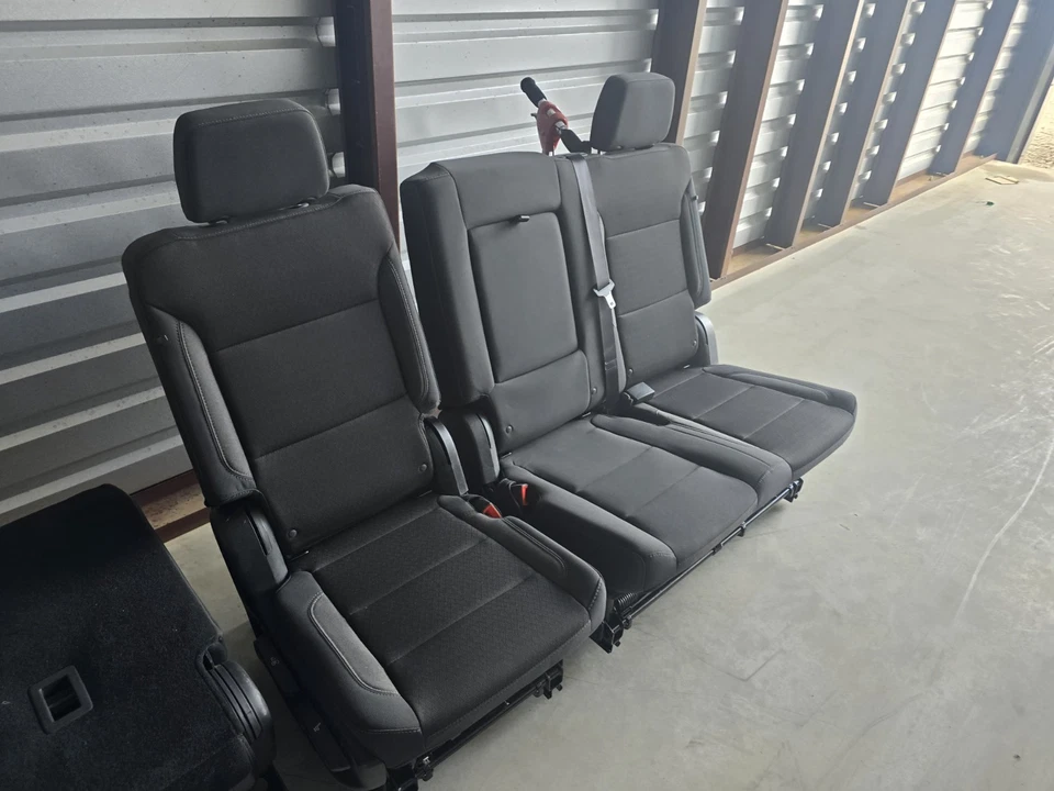 Chevy Tahoe Yukon Suburban 2021-2025 segunda fila asiento de banco negro *tela Foto 2 de 3