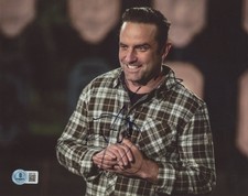 T.J. Lavin The Challenge Authentic Signed 8x10 Horizontal Photo BAS 2