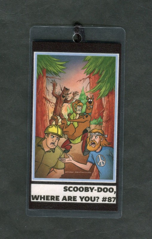 SCOOBY-DOO COMIC BOOK ART DOUBLE SIDED LAMINATED BOOKMARK NEW! LOT #87.