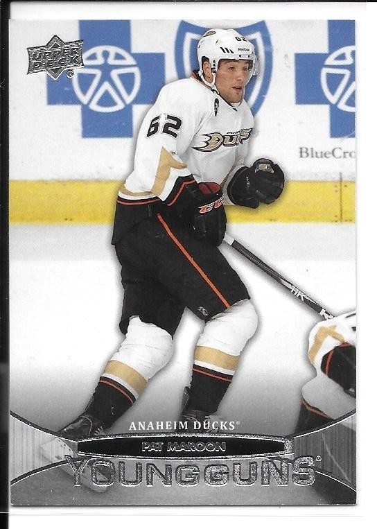 2011-12 Upper Deck Young Guns Pat Maroon Rookie Card RC #451