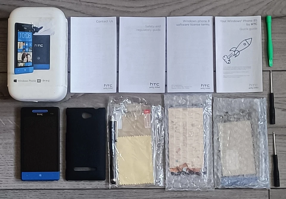 HTC 8S Windows Smartphone. In original box with content **SPARES OR REPAIR** - Image 2 of 4