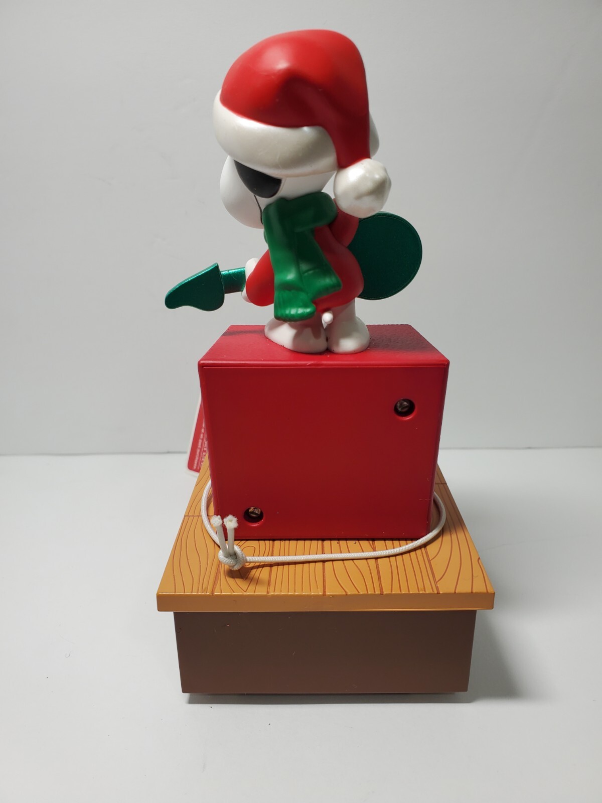 Hallmark Wireless Peanuts Christmas Band Snoopy Playing Guitar eBay