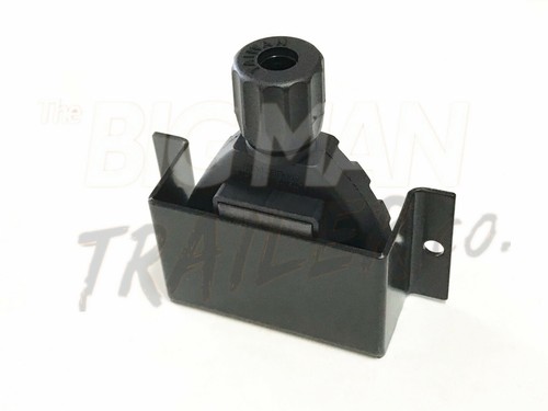 Ark Trailer 7 Pin Flat Trailer Plug Holder Bolt-on DrawBar Mounting Bolts UB - Picture 6 of 7