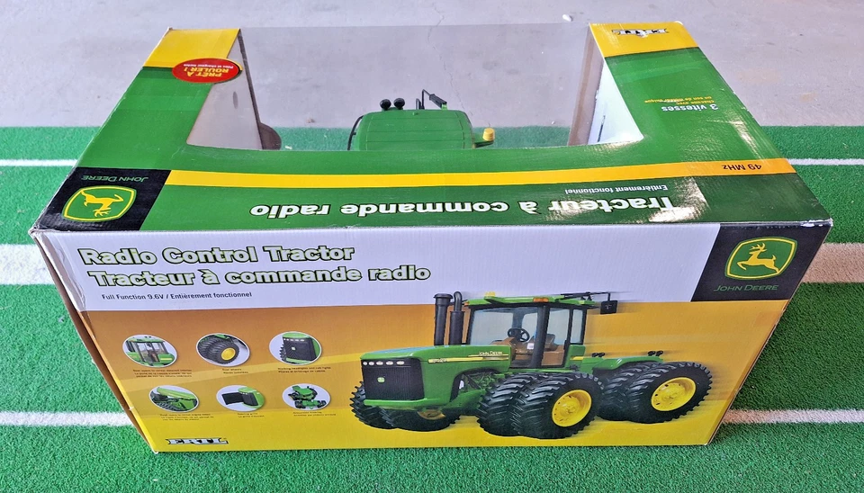 Ertl John Deere 9420 Radio Control RC 4X4 Tractor w/Lights & Sound 2009 - Image 2 of 4