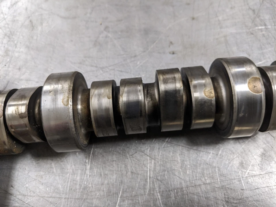 Camshaft From 2005 Ford Freestar 3.9 - Image 4 of 4