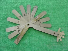 VINTAGE UNBRANDED FEELER GAUGE THICKNESS GAUGE WITH 2" RULE MADE IN USA