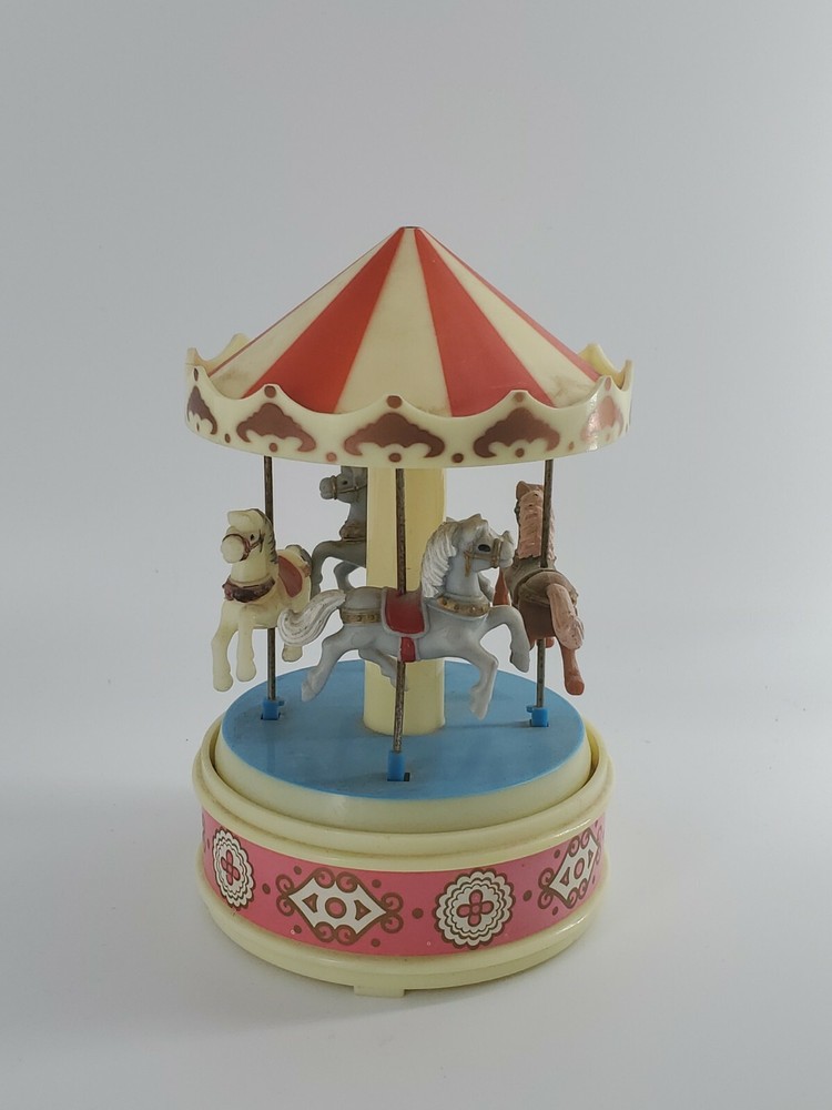 Vintage 1970's Yap's Carousel With Horses "Carousel Waltz"' Music Carousel