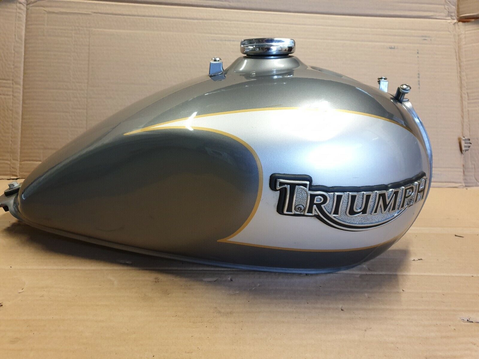 Triumph Bonneville America Fuel Tank T2402551 eBay